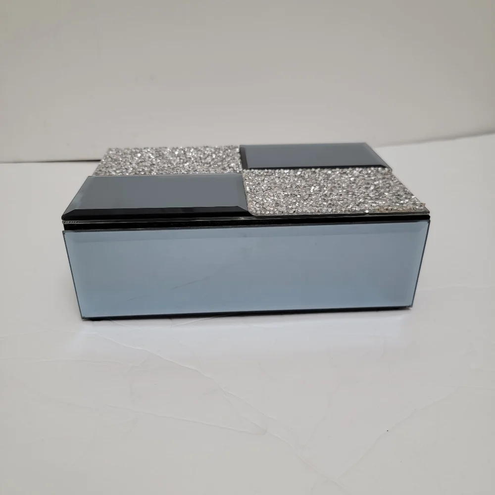 Mirror Jewelry, storage box with rhinestones